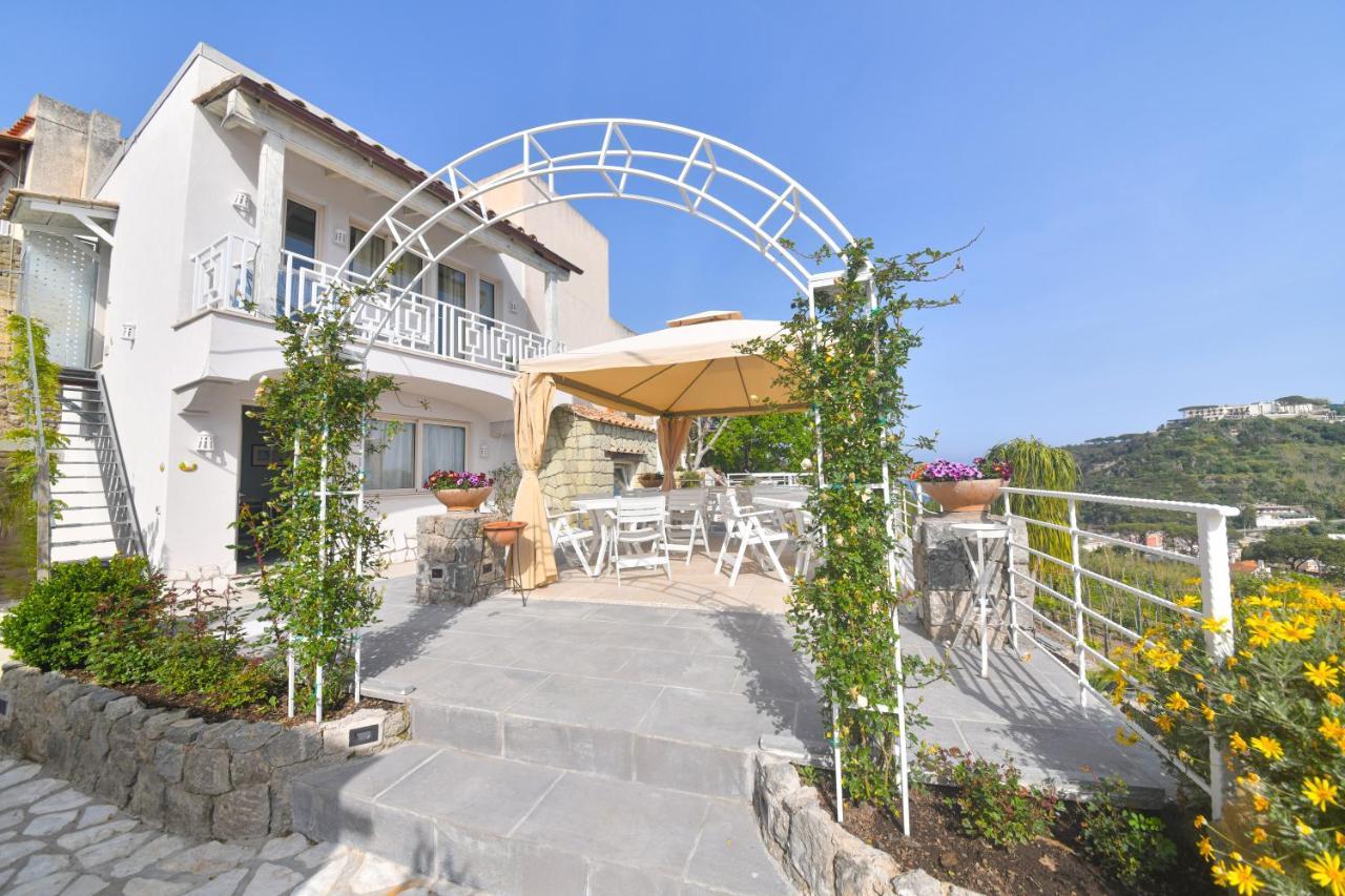 Belgodere Di Mezzavia Apartments Lacco Ameno  Εξωτερικό φωτογραφία